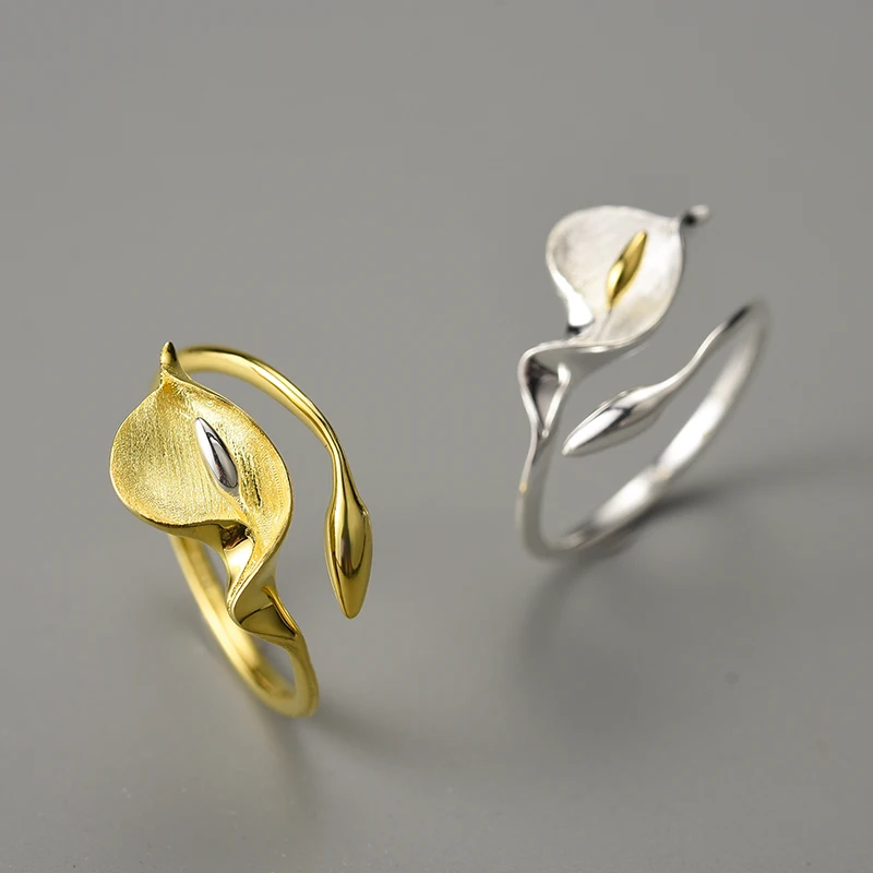 Elegant Calla Lily Adjustable Ring